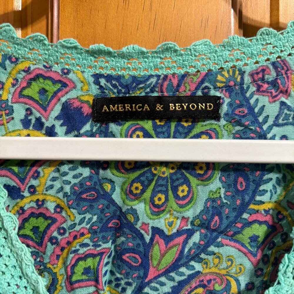 America and Beyond Floral bathing suit cover up dress Size S/M - Picture 2 of 3